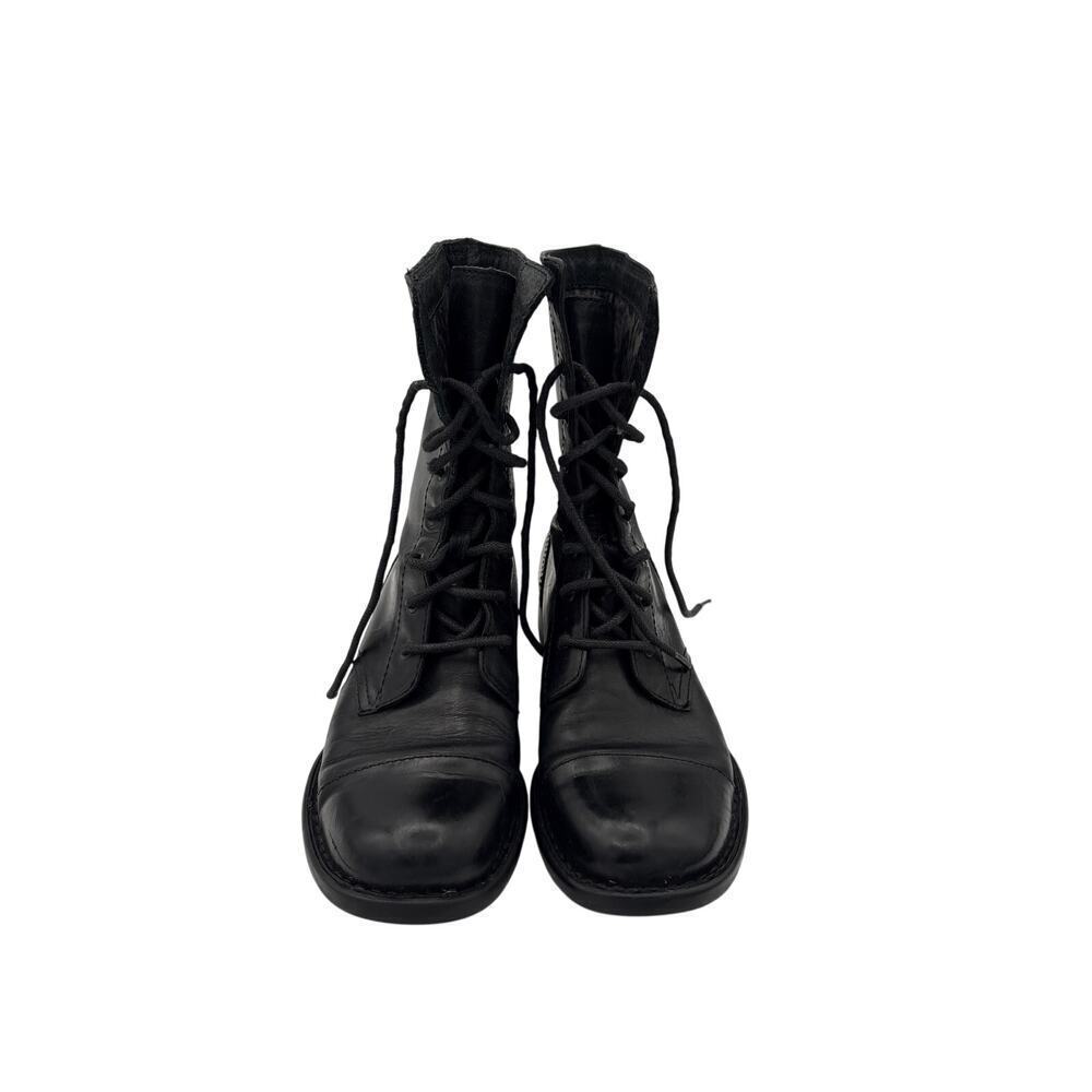 Women’s Bòrn Size 7 Black Patent Leather Combat Boot